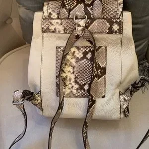 Michael Kors | Bags | Nwt Michael Kors Susie Backpack In  display picture 3
